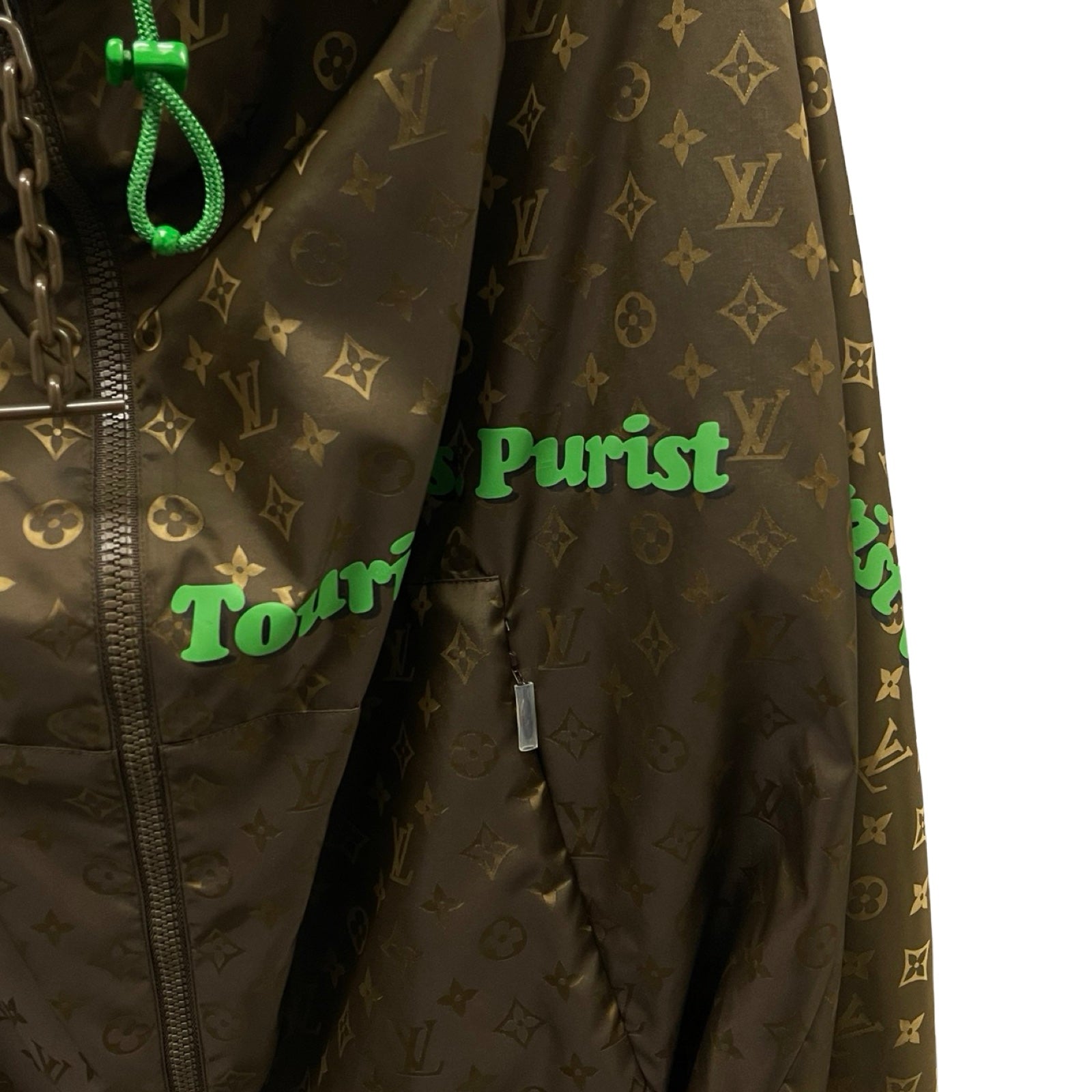 LOUIS VUITTON 2021AW Tourist VS Purist Windbreaker 1A97A5 Size 46 –  MEMENTOS ONLINE SHOP